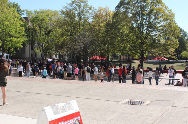 Lines to tie-dye t-shirts were much longer than lines to register to vote, Gamboa reports. Photo Credit: Alex Gamboa