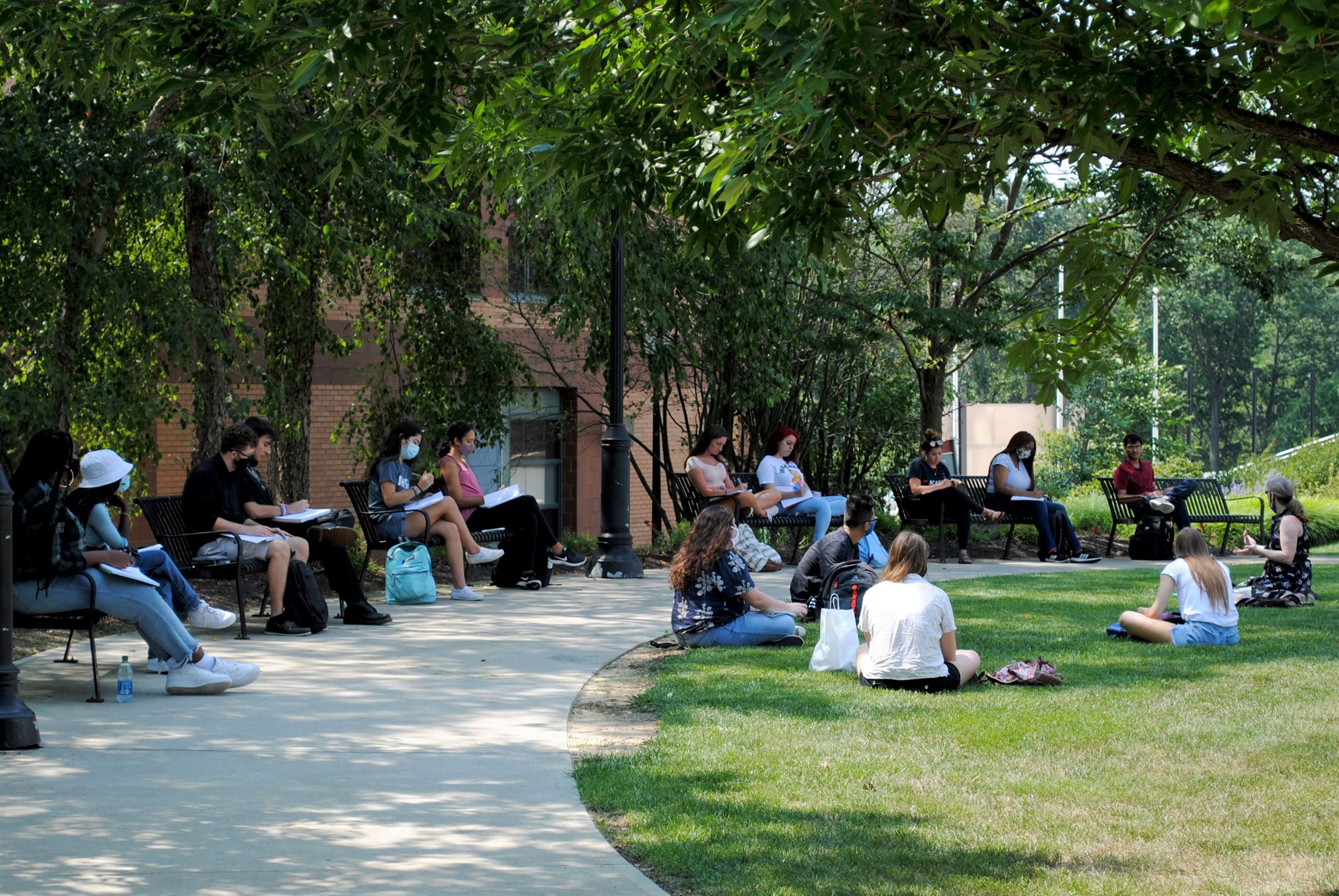 An outdoor art class taking place next to Dickson Hall on the first day of the fall 2020 semester.Michael Giannotti | The Montclarion