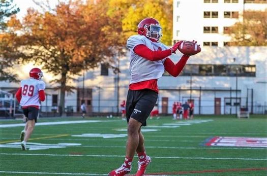 Martin catches a pass during an Oct. 2020 practice at Sprague Field. Photo courtesy of Nikki Lepore