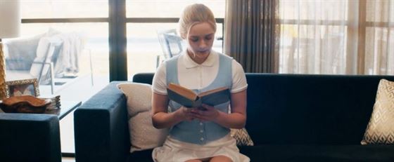 Greer Grammer stars as Grace in "Deadly Illusions." Photo courtesy of Netflix