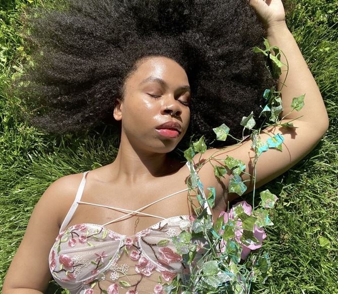 Alumna Alyssa Mullings explores the effects of trauma and the process of healing and self-liberation in her work, “Fever.” Photo courtesy of Alyssa Mullings