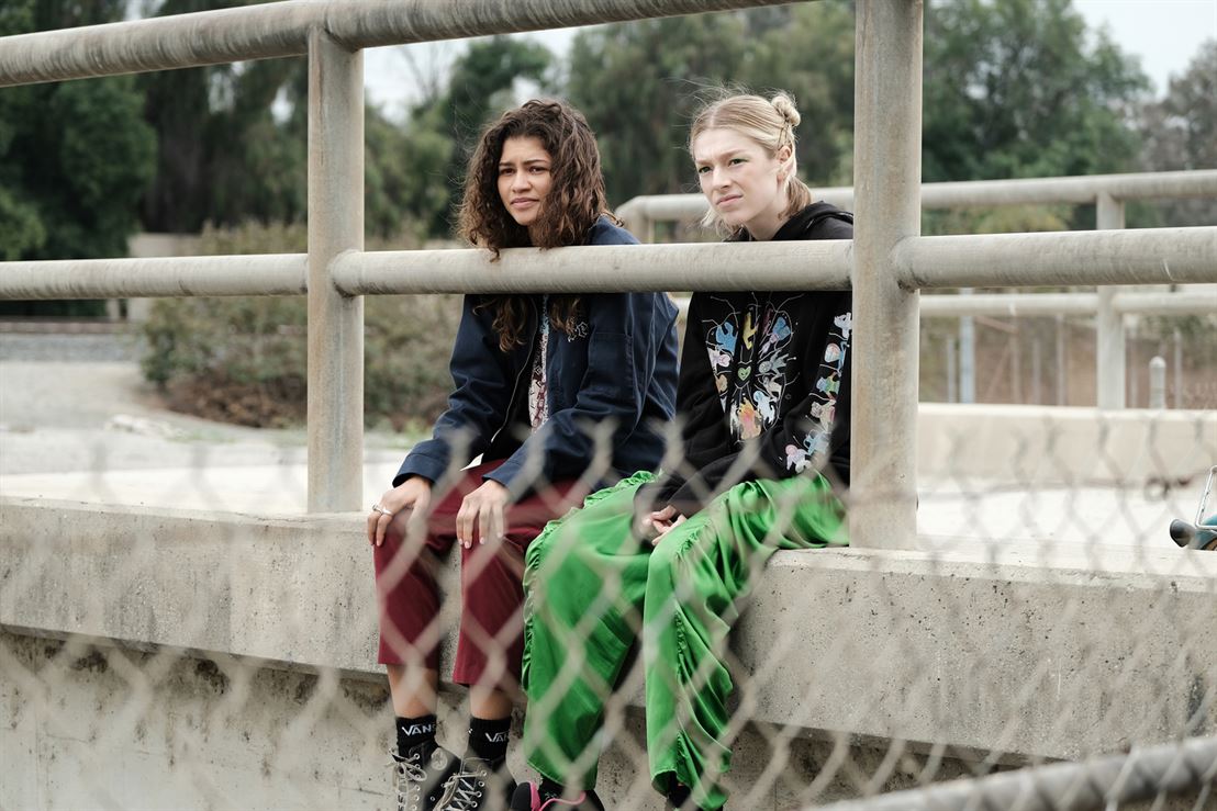 Rue Bennett, portrayed by Zendaya, and Jules Vaughn, portrayed by Hunter Schafer, discuss the future of the relationship involving Elliot. Photo courtesy of HBO