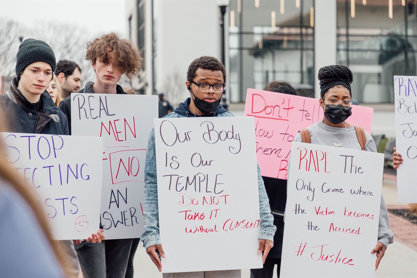 Students protesting for sexual awareness outside of Susan A. Cole Hall. Karsten Englander | The Montclarion