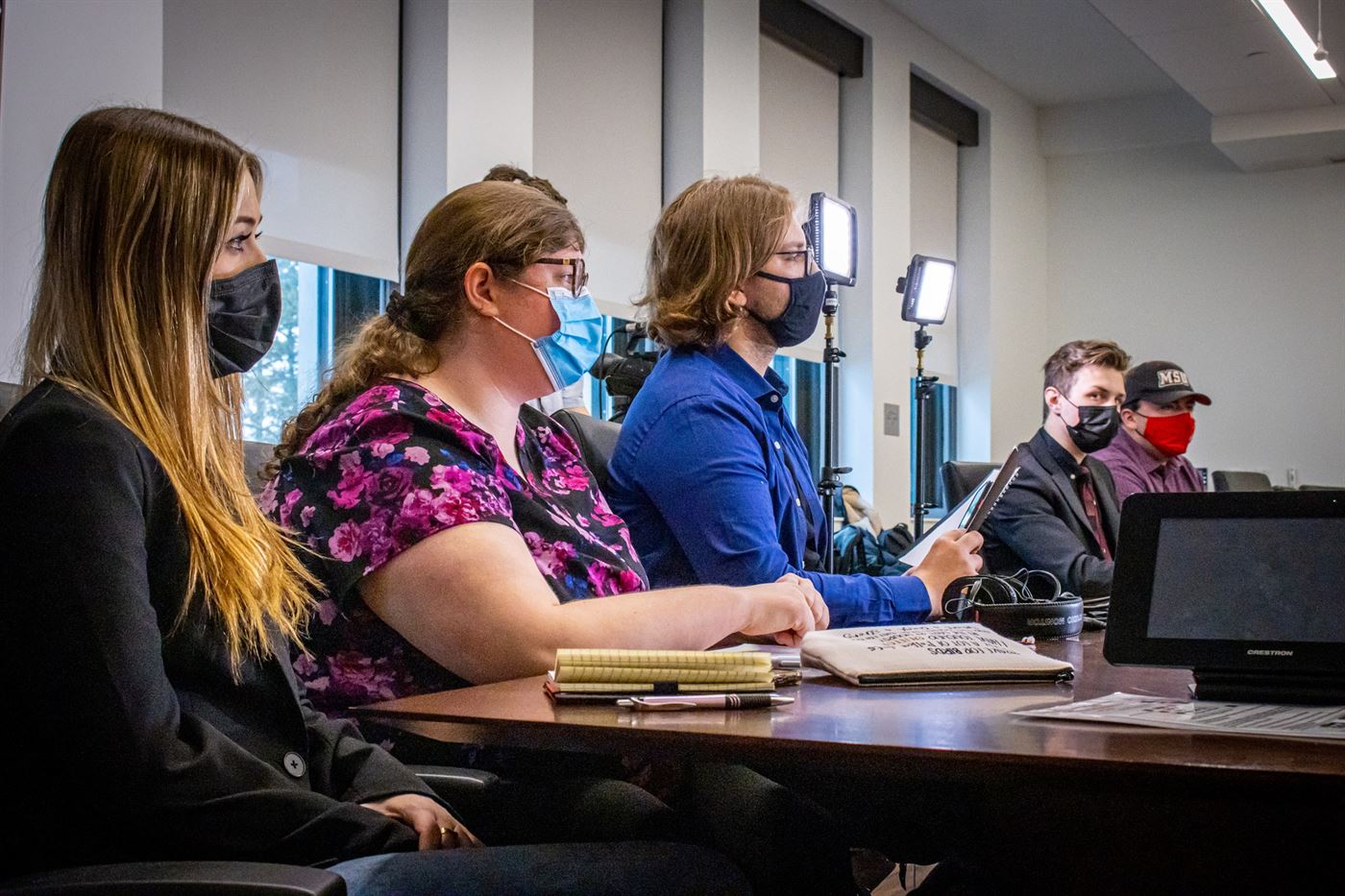 Left to right): Erin Lawlor, Jenna Sundel, Ben Petruk, Matt Bruchez and Louis Biondolillo in a meeting with President Jonathan Koppell in Dinallo Conference Room inside Cole Hall. John LaRosa | The Montclarion
