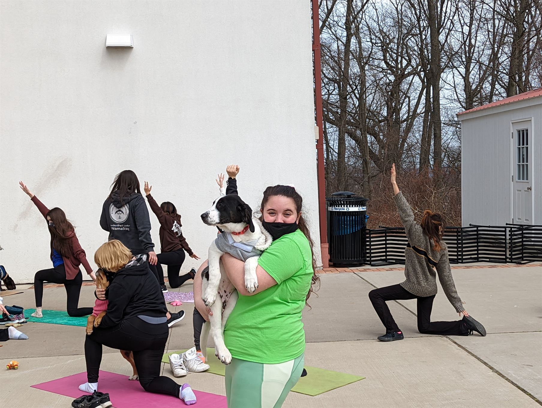 Diana Sisk-Gritz hosted a puppy yoga event