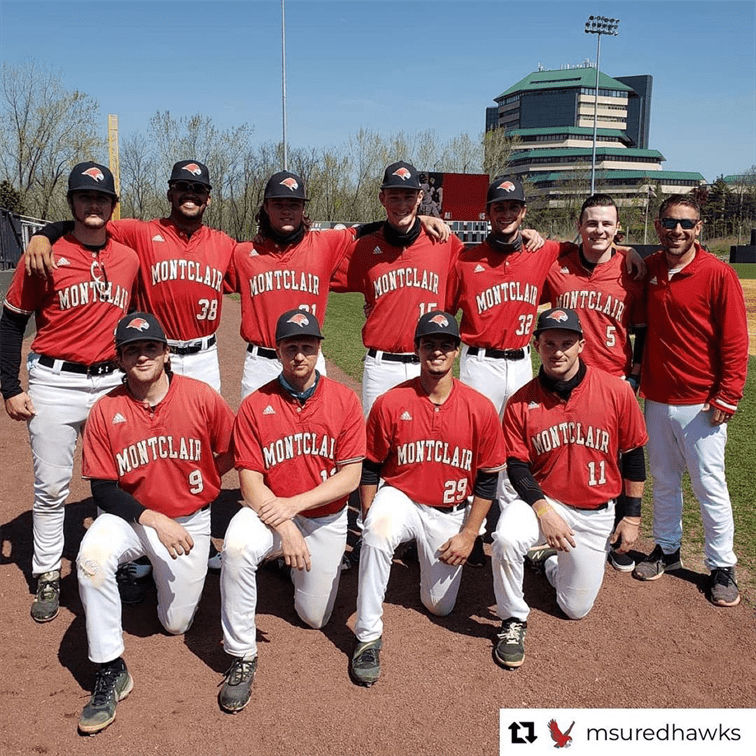 Lorber pictured alongside the seniors from the 2021 team, whom he has made great connections with like any other player. Photo courtesy of Montclair State Athletics