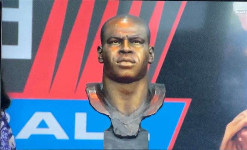 The head bust of the newly named Hall of Famer Sam Mills. Photo courtesy of MSU Athletics