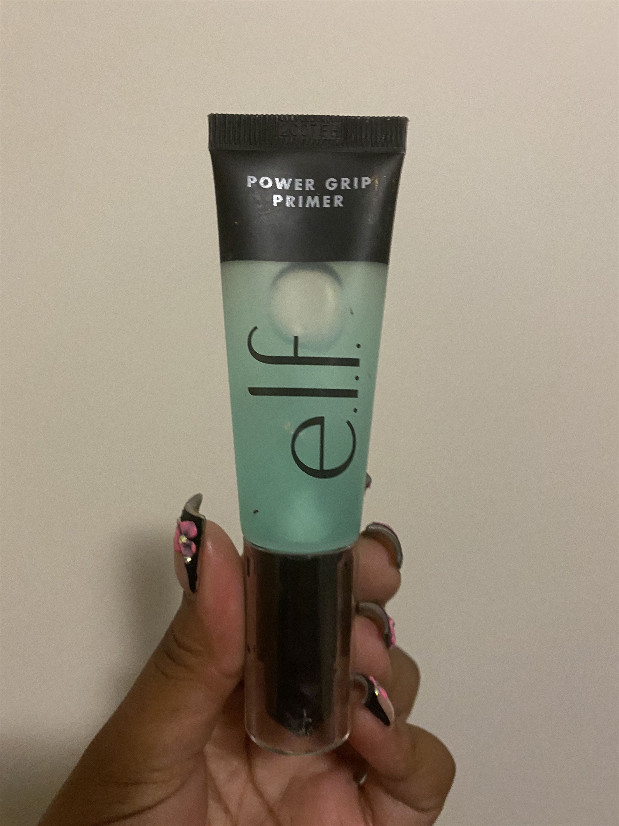 Power Grip Primer from Elf Cosmetics is a great dupe of the Milk Hydro Grip Primer. Crystal Durham | The Montclarion