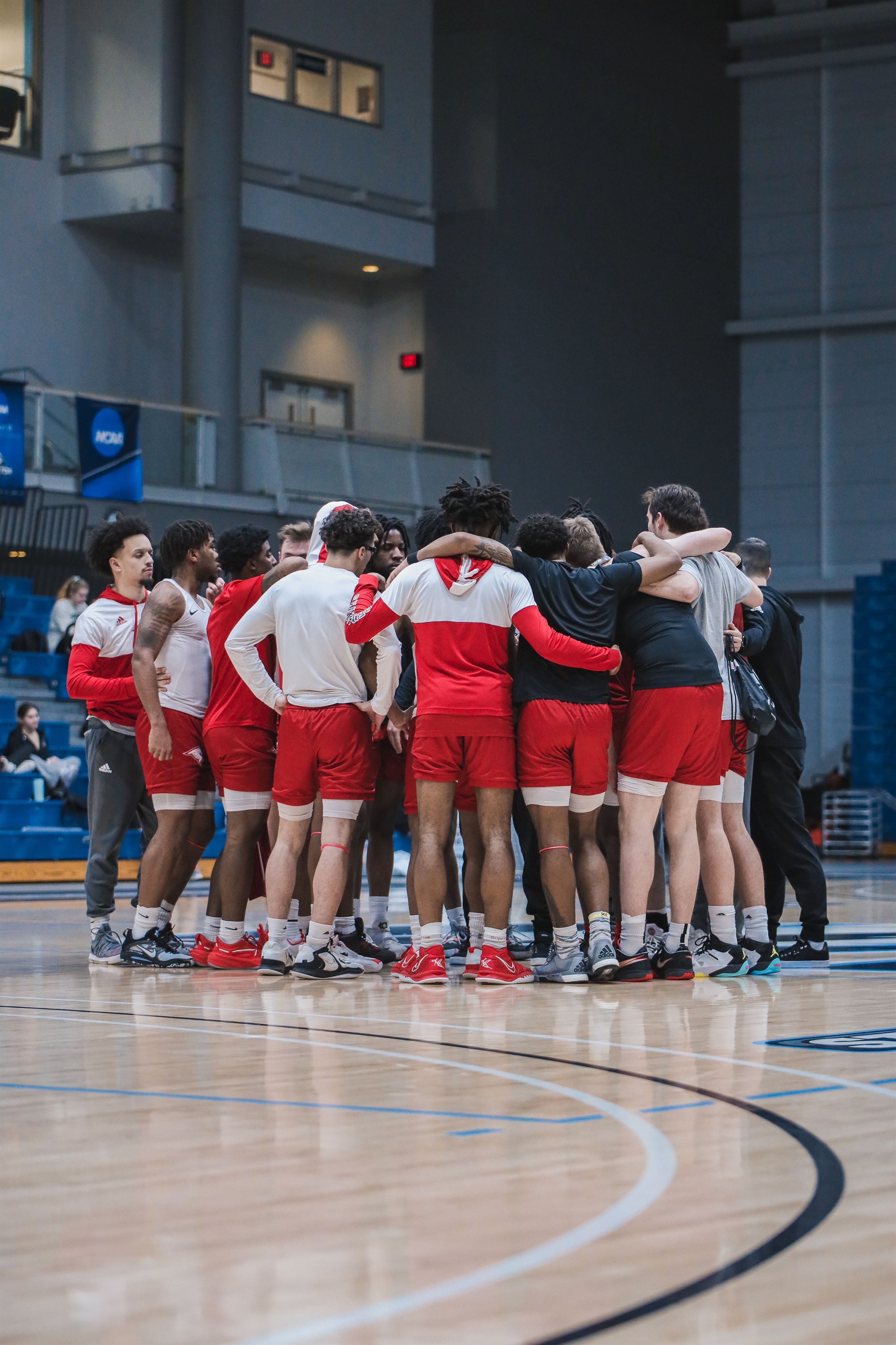 Montclair State huddles up before the game. Markell Robinson | The Montclarion
