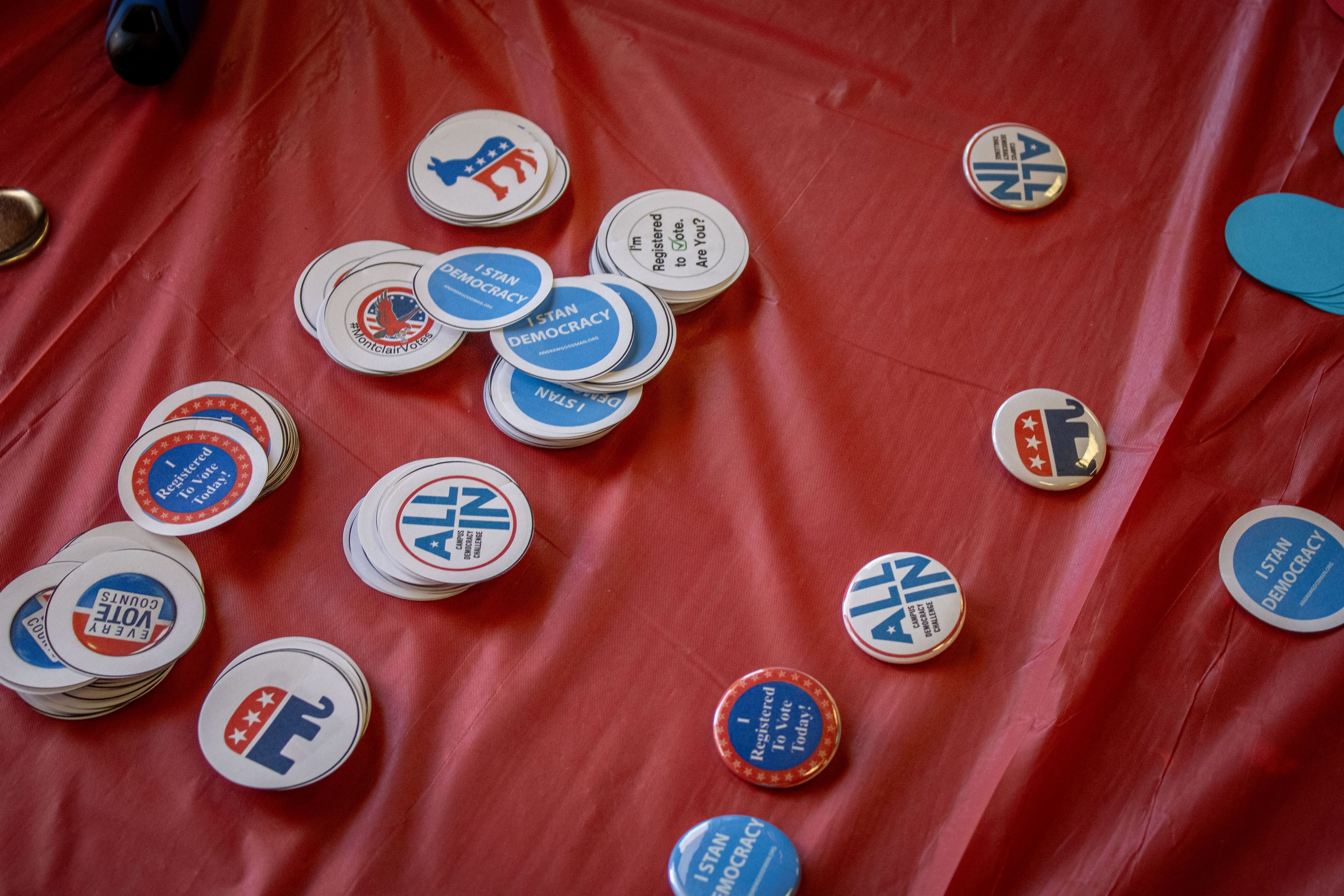 At the National Voter Registration Day event, students were able to make and customize pinback buttons.
Dani Mazariegos | The Montclarion