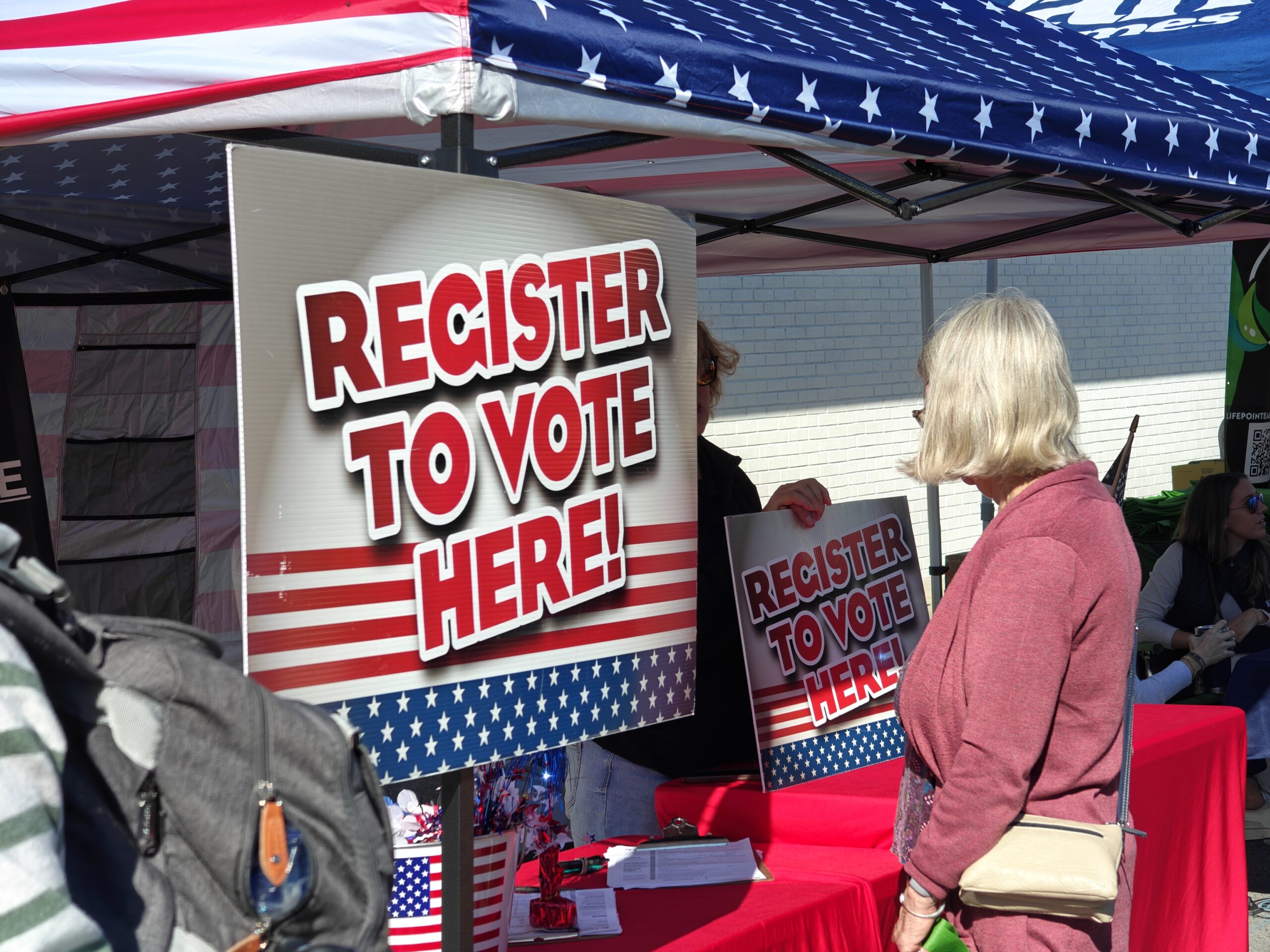 Voter registration tabling in Pennsylvania. Peter Guziejewski | The Montclarion