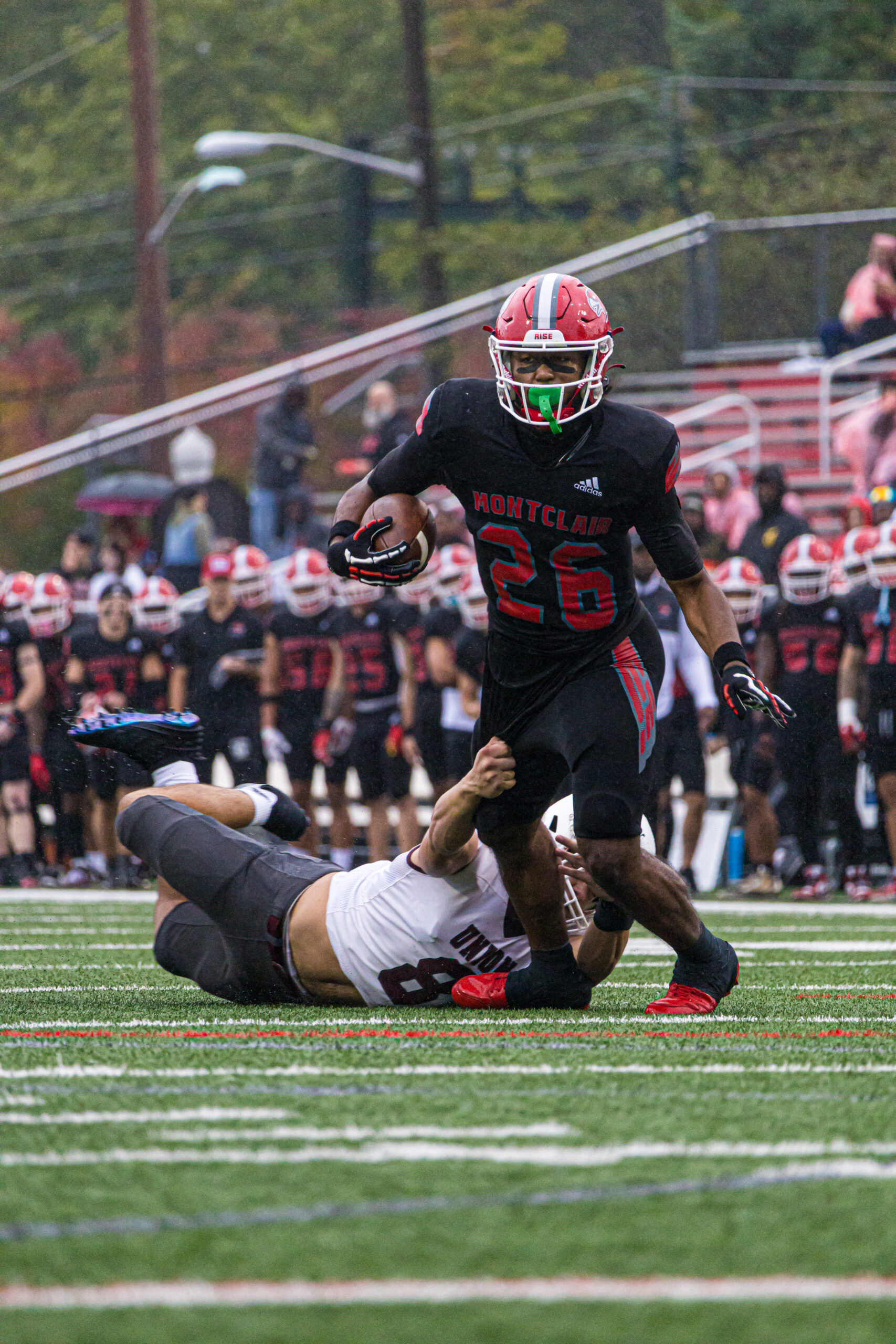 Sophomore running back Christopher Arnold found the endzone during the homecoming game.