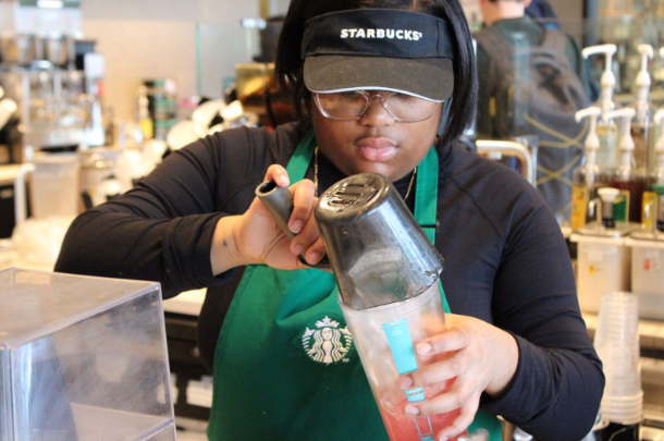 Liastor Parkison making a Mango Dragon Fruit Lemonade at Starbuck at Montclair State Campus. Photo by Arieana Rodriguez