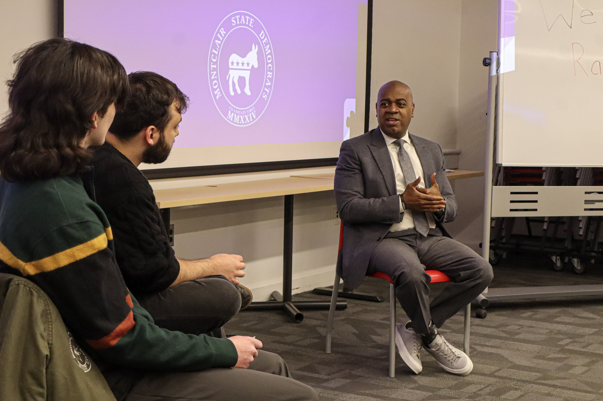 Newark Mayor Ras Baraka visited Montclair State University during his run for Governor of New Jersey. The event was hosted by Montclair State Democrats where they asked Baraka questions about his initiatives, experiences and polices for New Jersey.  David Bien-Aime | The Montclarion